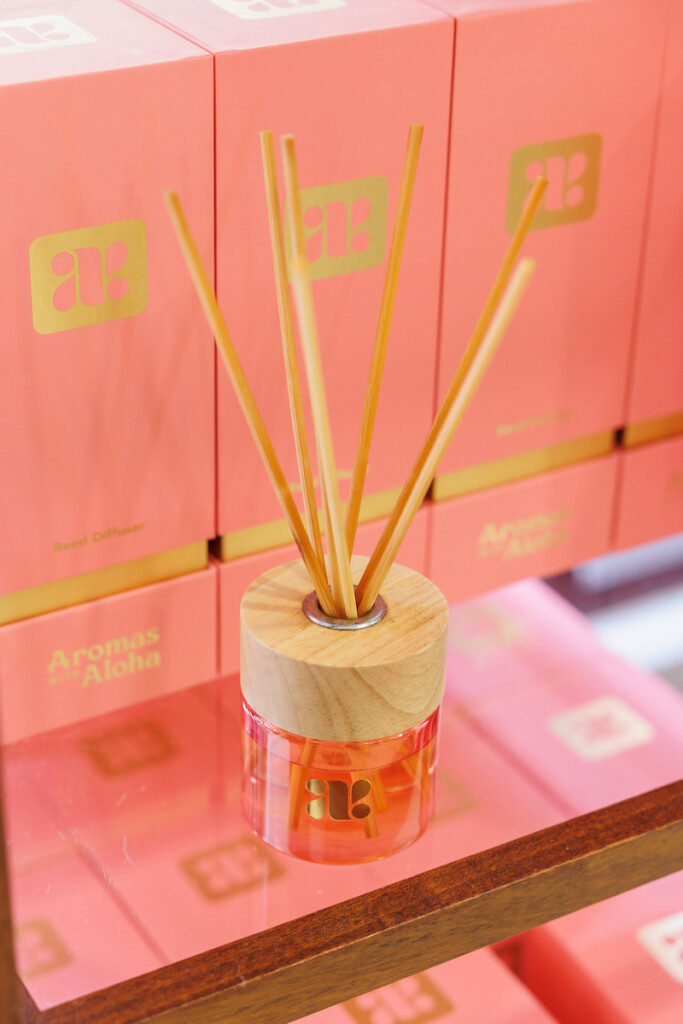 Him2505ad Ay Royan Hawn Accents 36