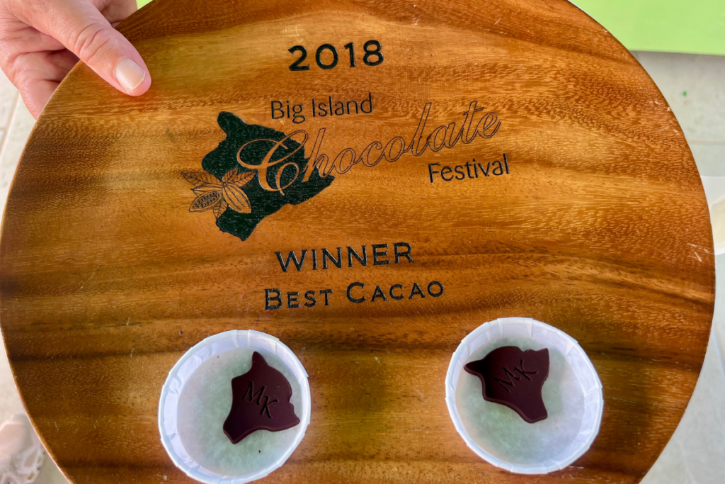 Maunakeacacaochocolate